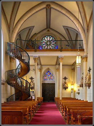 "La escalera de San José", capilla de Loretto. 1877. Santa Fe, New México, Estados Unidos